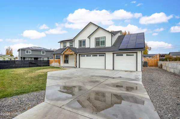 $515,500 | 1901 Beacon Road, Grandview, WA 98930