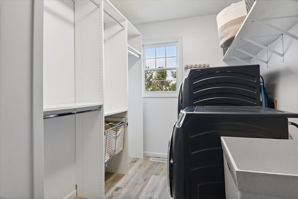 708 Havens Drive Hudson, IL 61748 - Photo 14 of 44