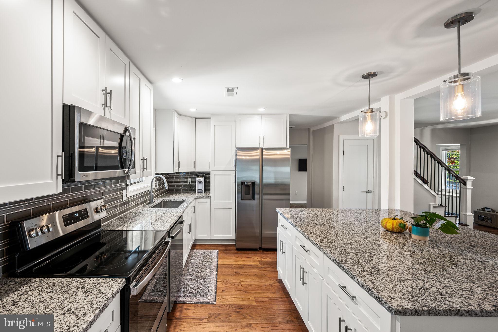 902 Jode Road Norristown, PA 19403 - Photo 13 of 40