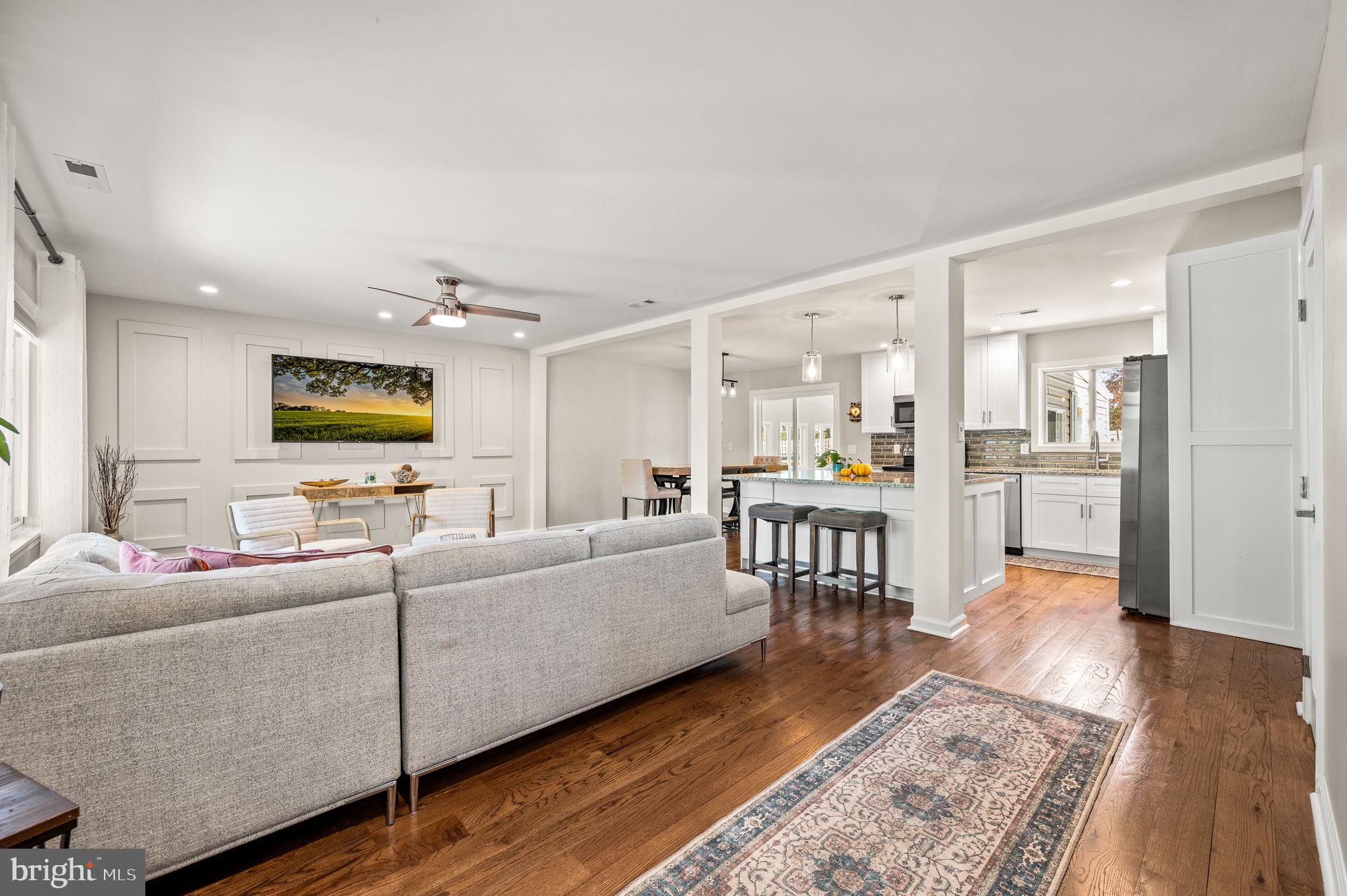 902 Jode Road Norristown, PA 19403 - Photo 3 of 40