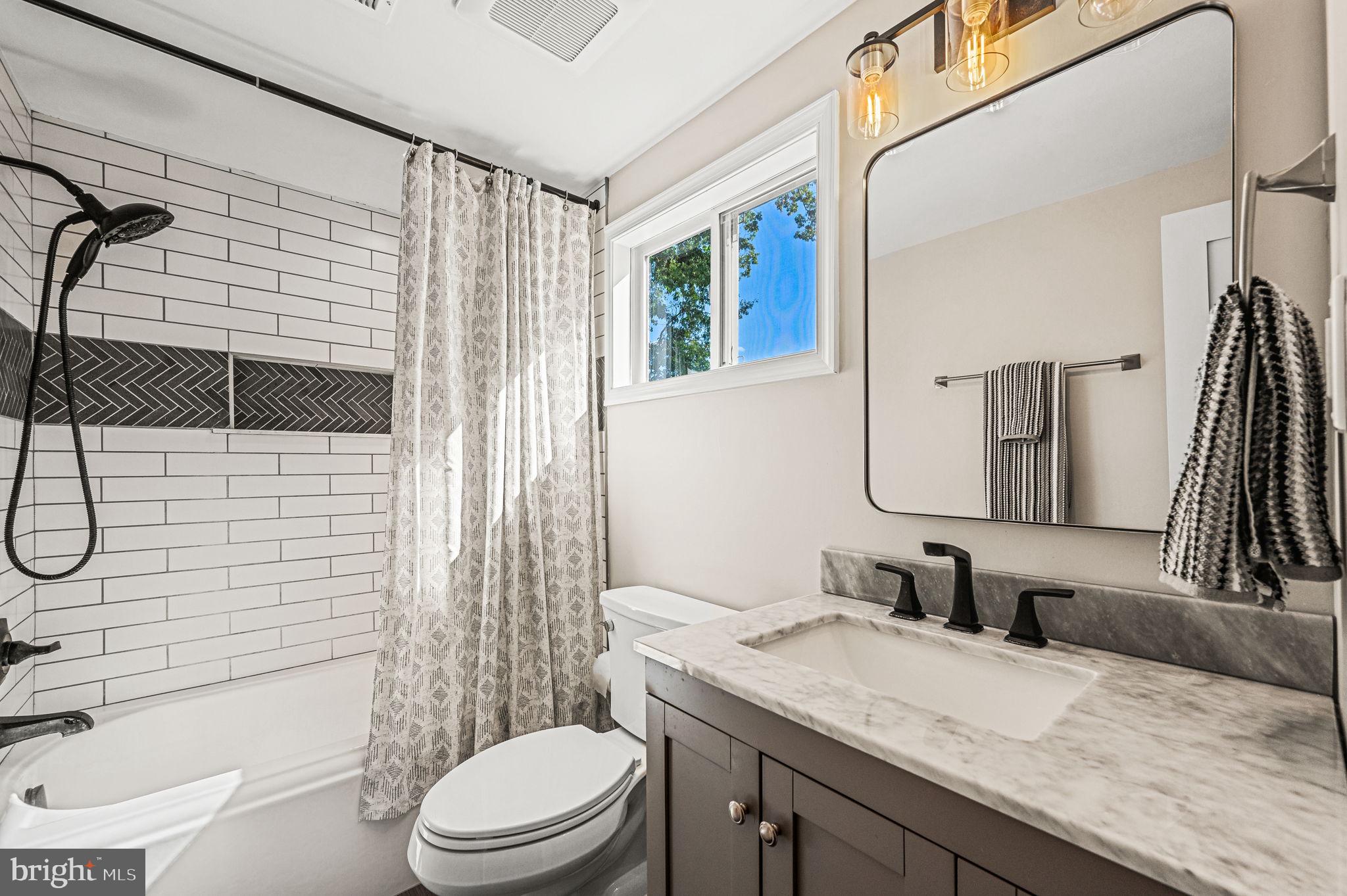 902 Jode Road Norristown, PA 19403 - Photo 32 of 40