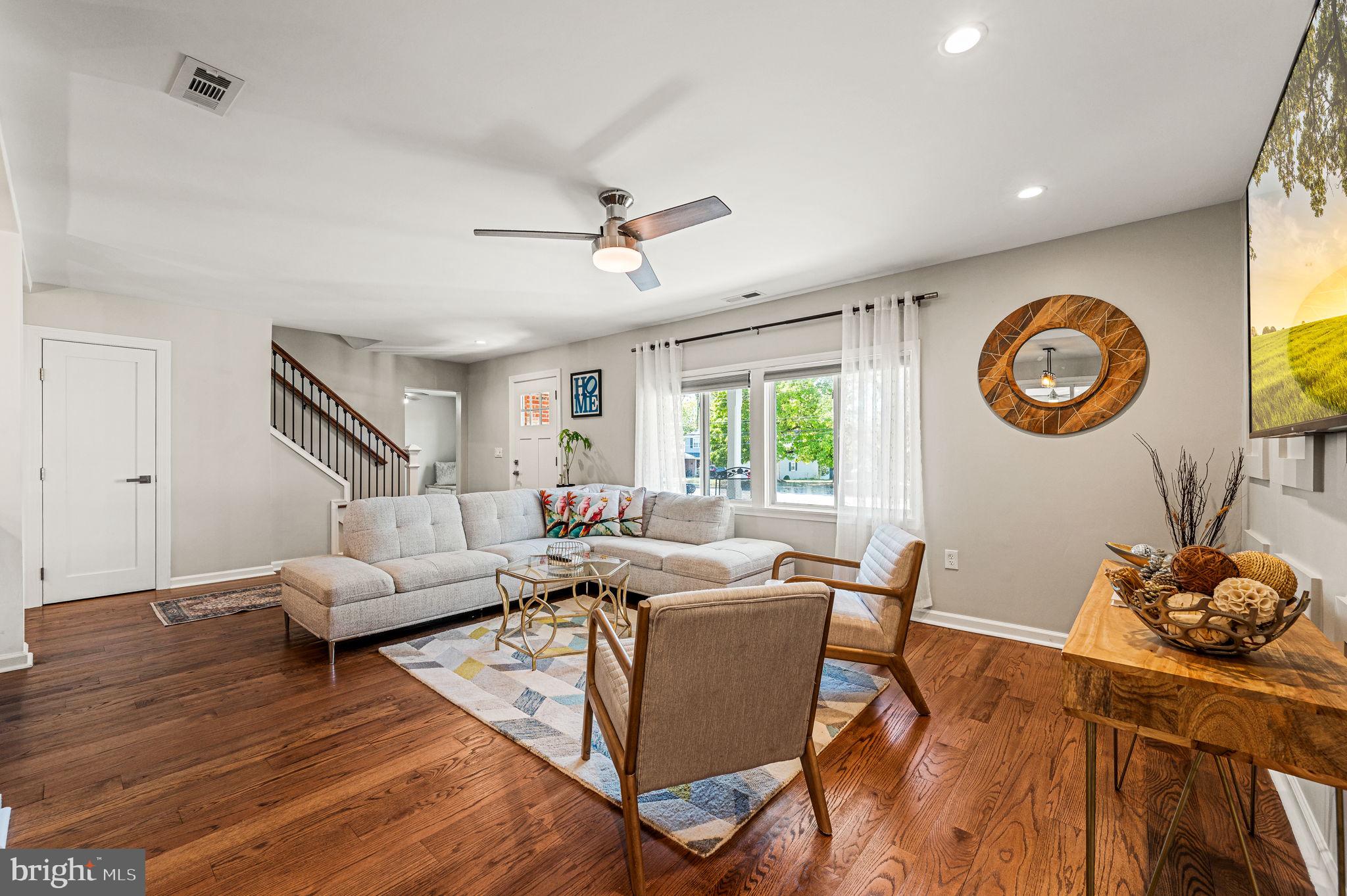 902 Jode Road Norristown, PA 19403 - Photo 6 of 40