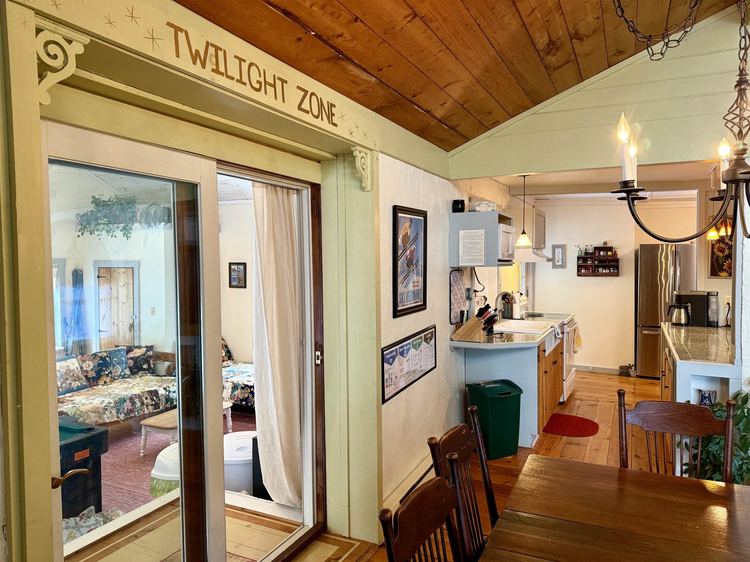 71 Vacation Lodge Road Londonderry, VT 05148 - Photo 12 of 36