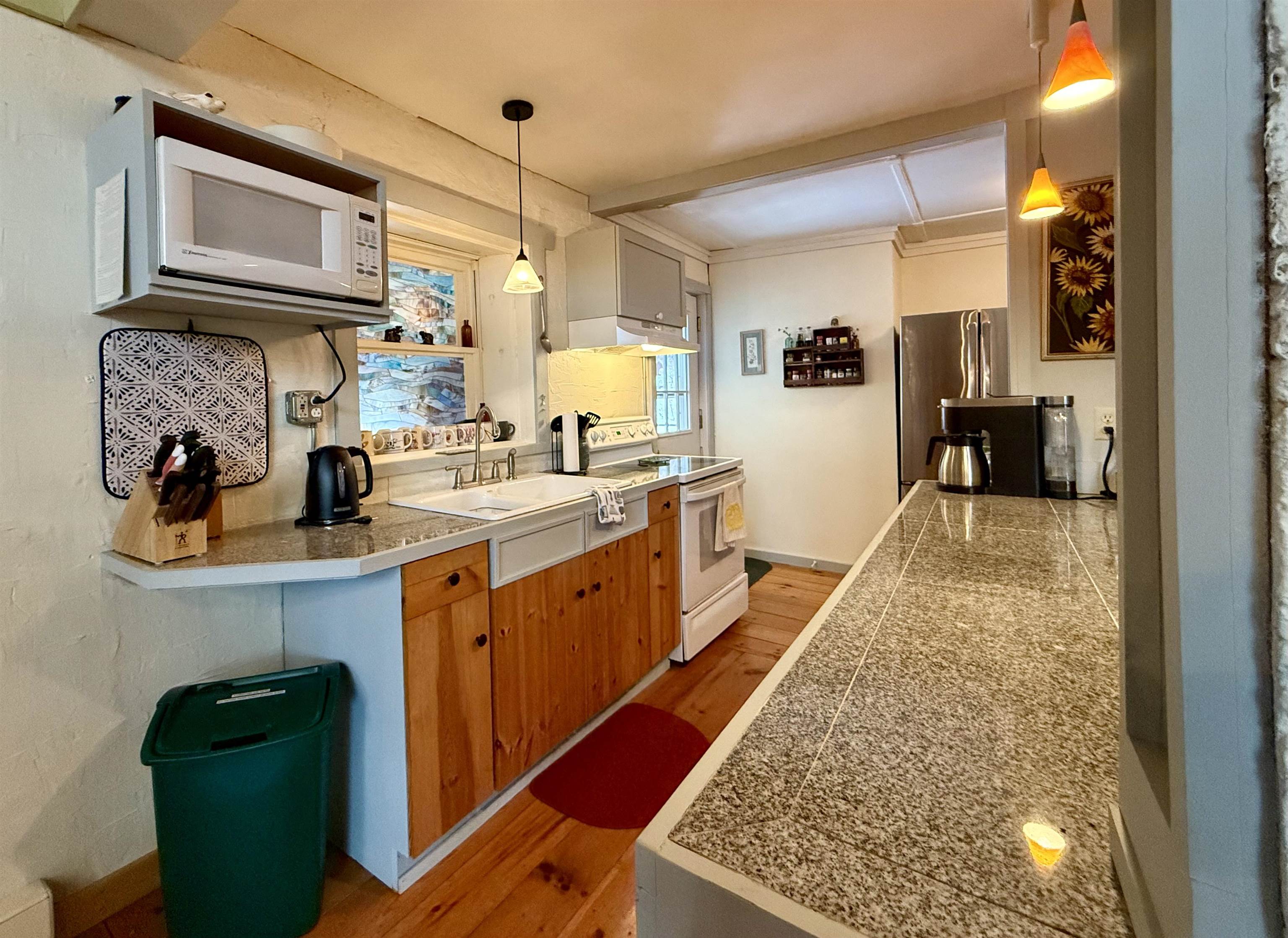 71 Vacation Lodge Road Londonderry, VT 05148 - Photo 9 of 36