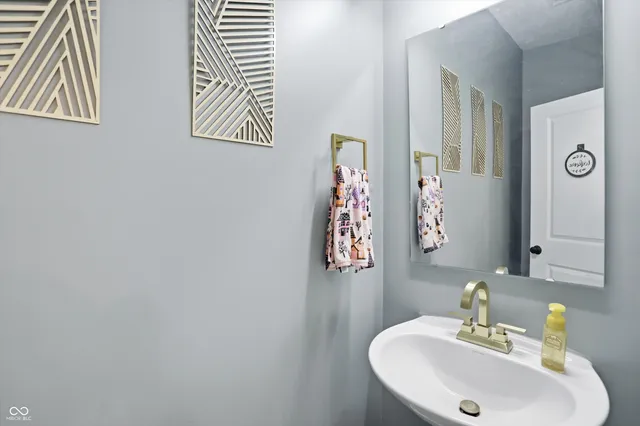 $365,000 | 3727 Shepperton Boulevard, Indianapolis, IN 46228