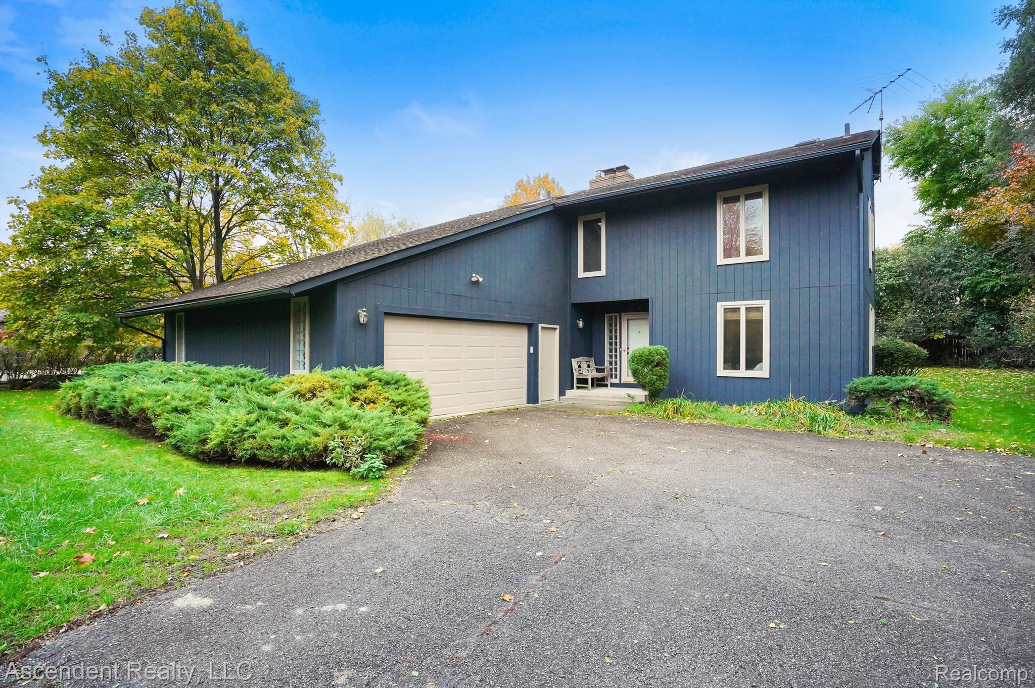 3075 Walnut Lake Road West Bloomfield, MI 48322 - Photo 1 of 39 3075 Walnut Lake Rd. West Bloomfield Township