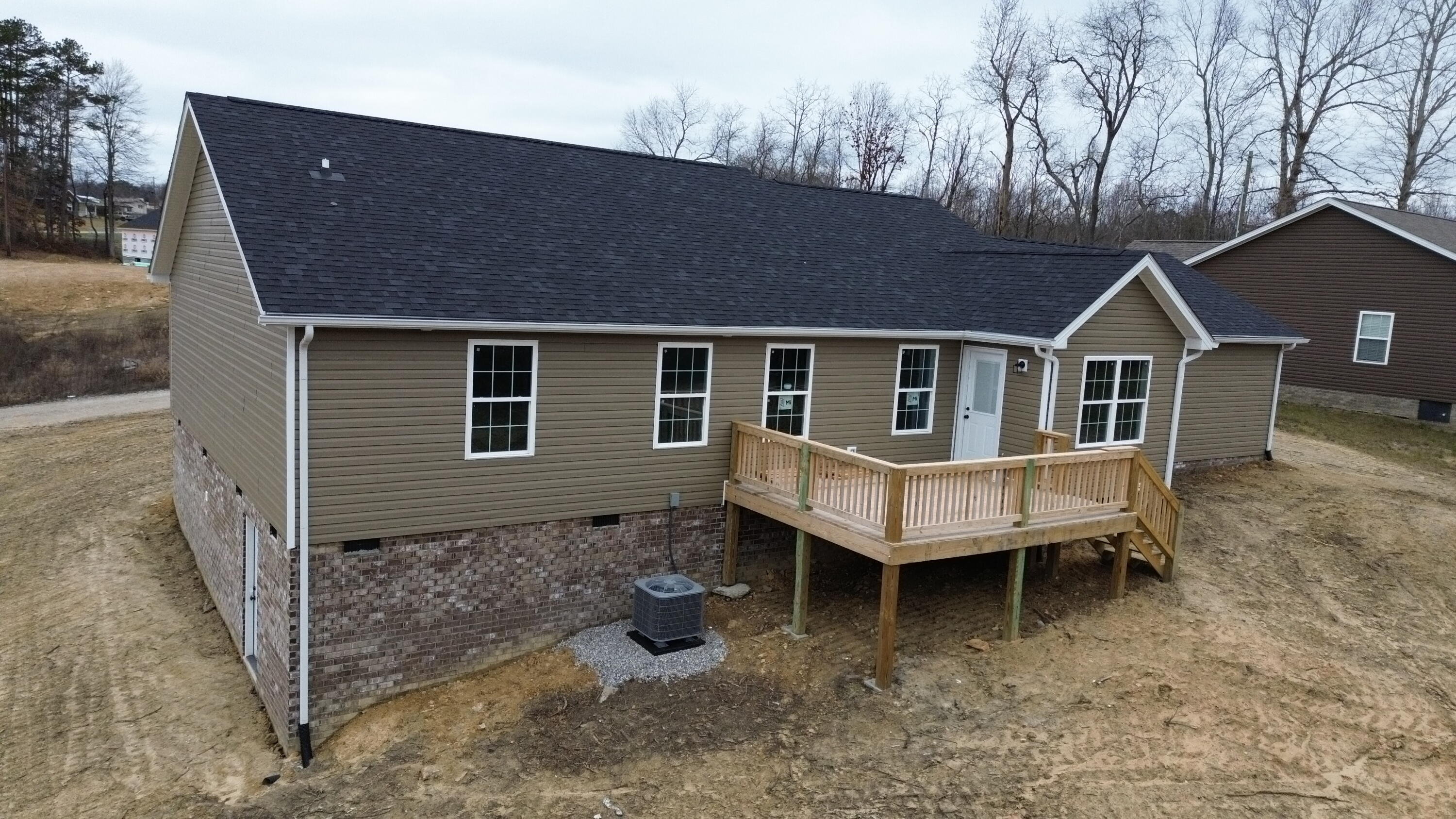 185 Barker Spur Road Lily, KY 40740 - Photo 7 of 30 D70A173F-9454-461E-87AA-918C87F28FB3