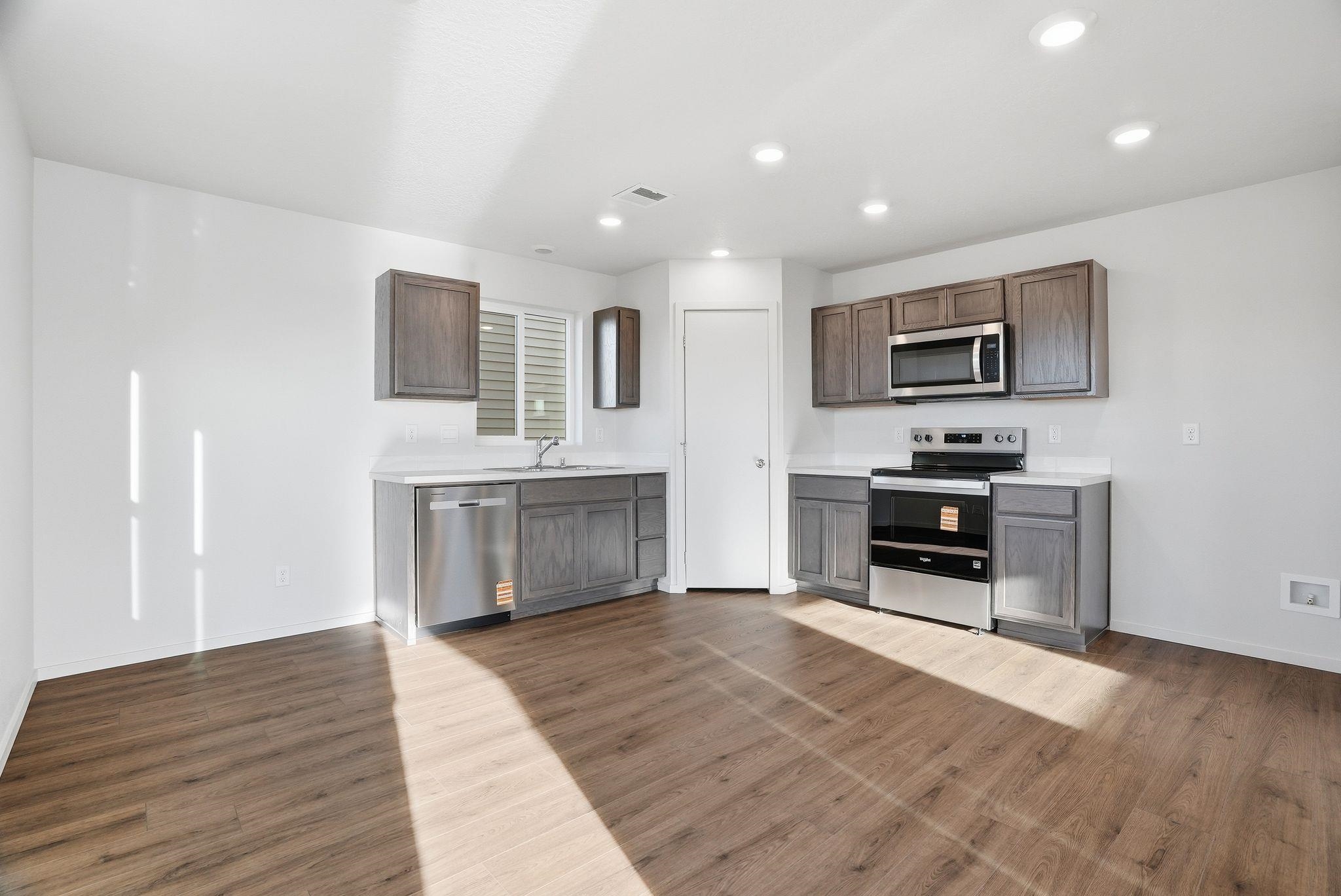 10179 Sorenstam Road Cheney, WA 99004 - Photo 7 of 34