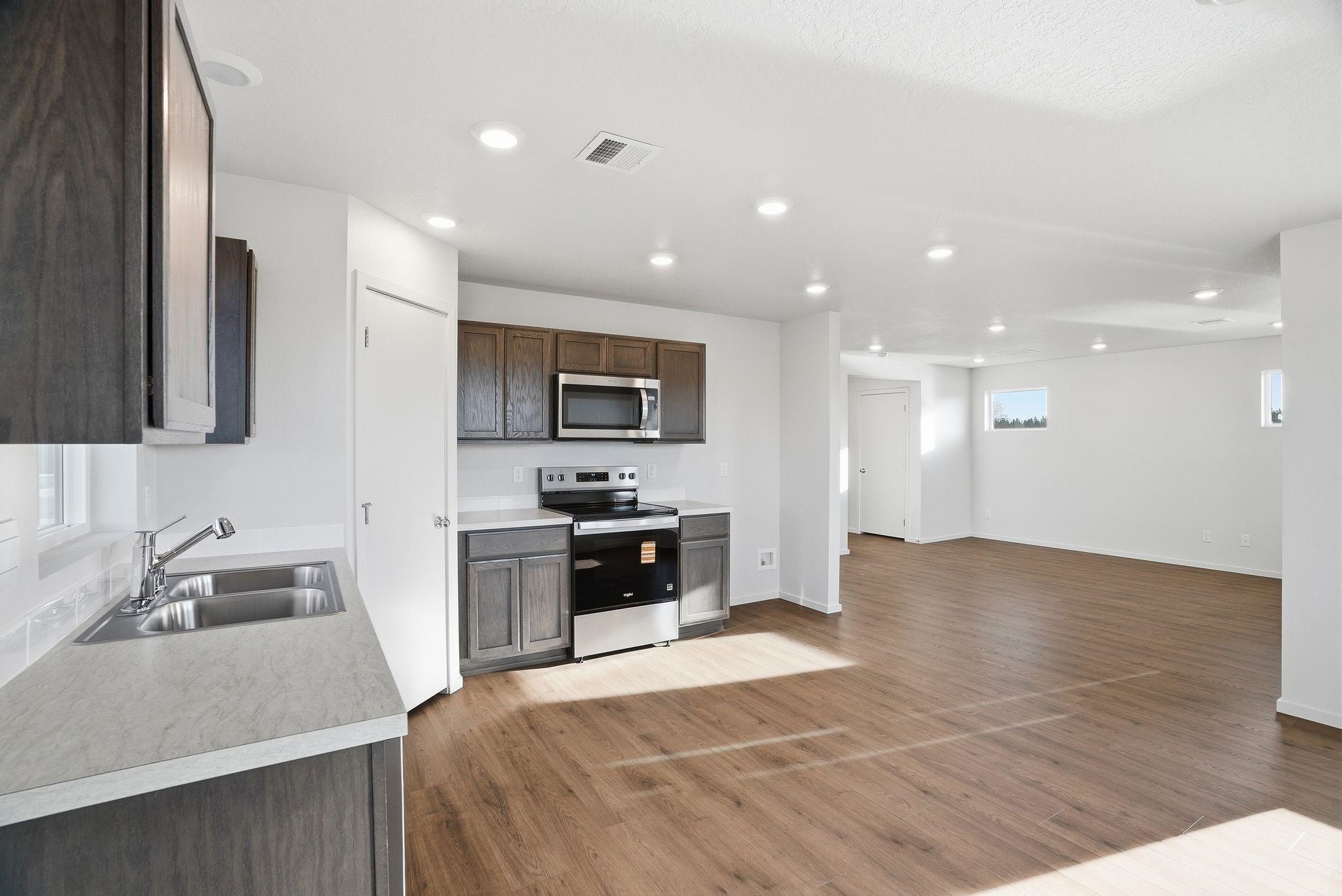 10179 Sorenstam Road Cheney, WA 99004 - Photo 8 of 34