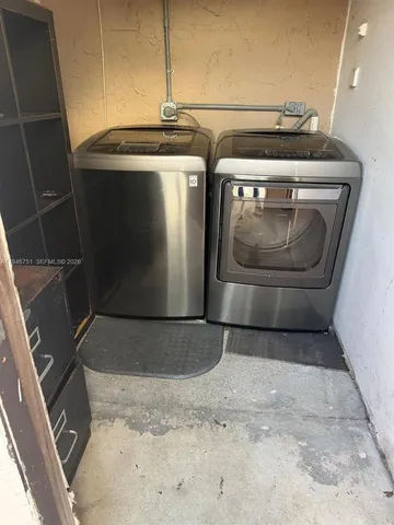 a view of washer and dryer