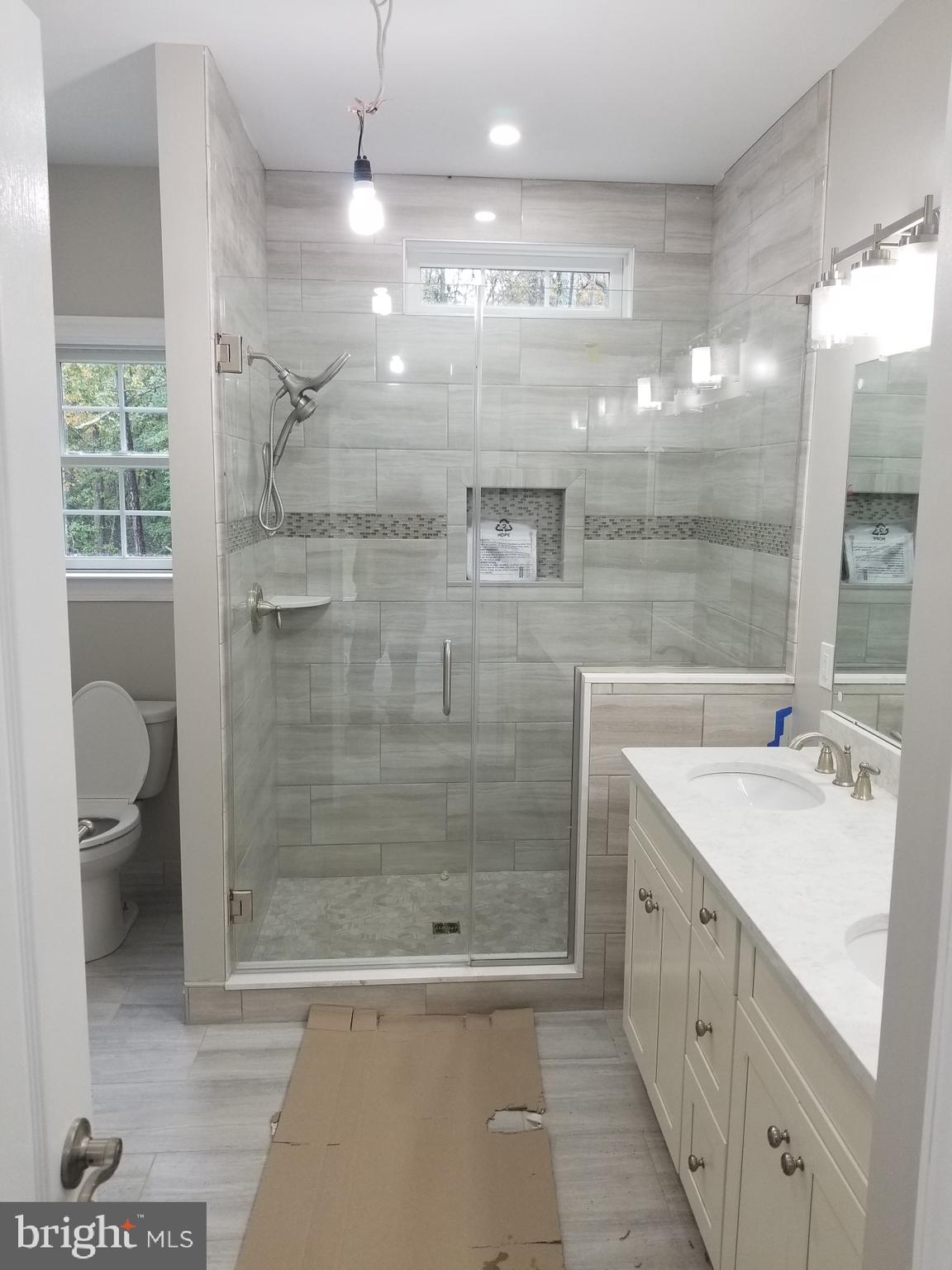 1 Rams Gate Court Medford, NJ 08055 - Photo 23 of 46 1st floor master bath
