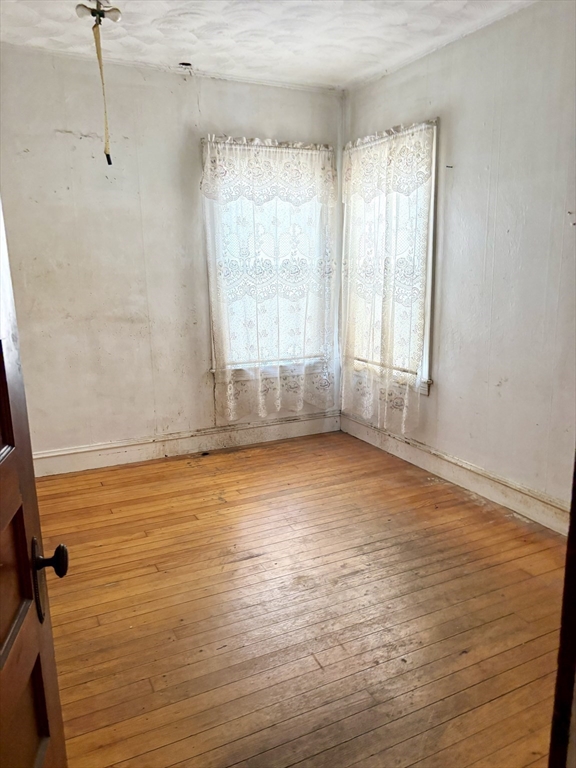 154 Barnaby Street Fall River, MA 02720 - Photo 12 of 41