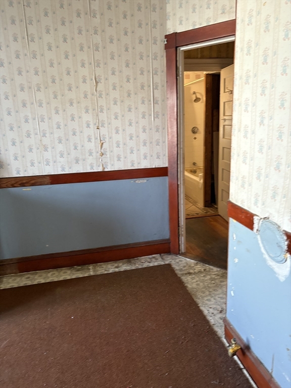 154 Barnaby Street Fall River, MA 02720 - Photo 13 of 41