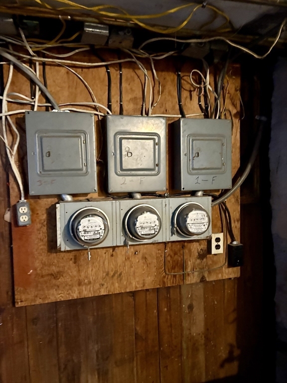 154 Barnaby Street Fall River, MA 02720 - Photo 34 of 41