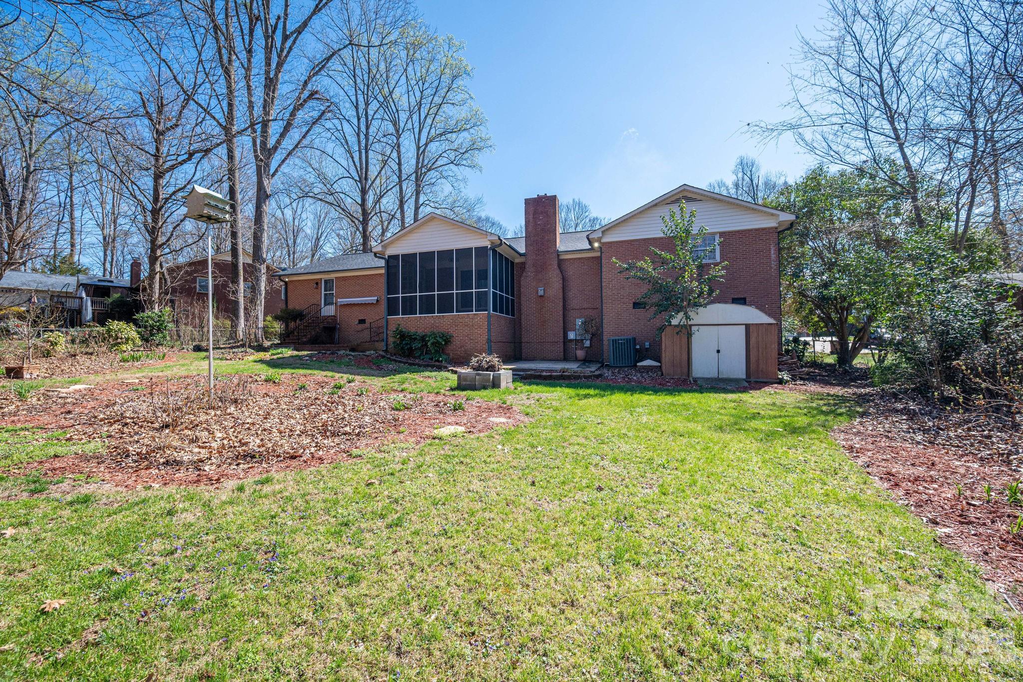 2160 Heavner Road Lincolnton, NC 28092 - Photo 4 of 48 Gallery Image 4