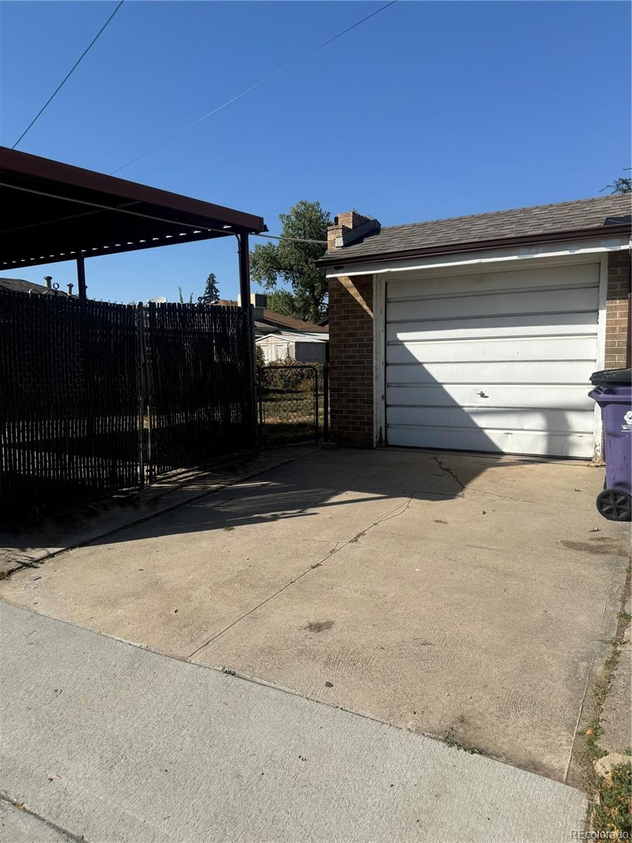 2300 Oneida Street Denver, CO 80207 - Photo 19 of 20