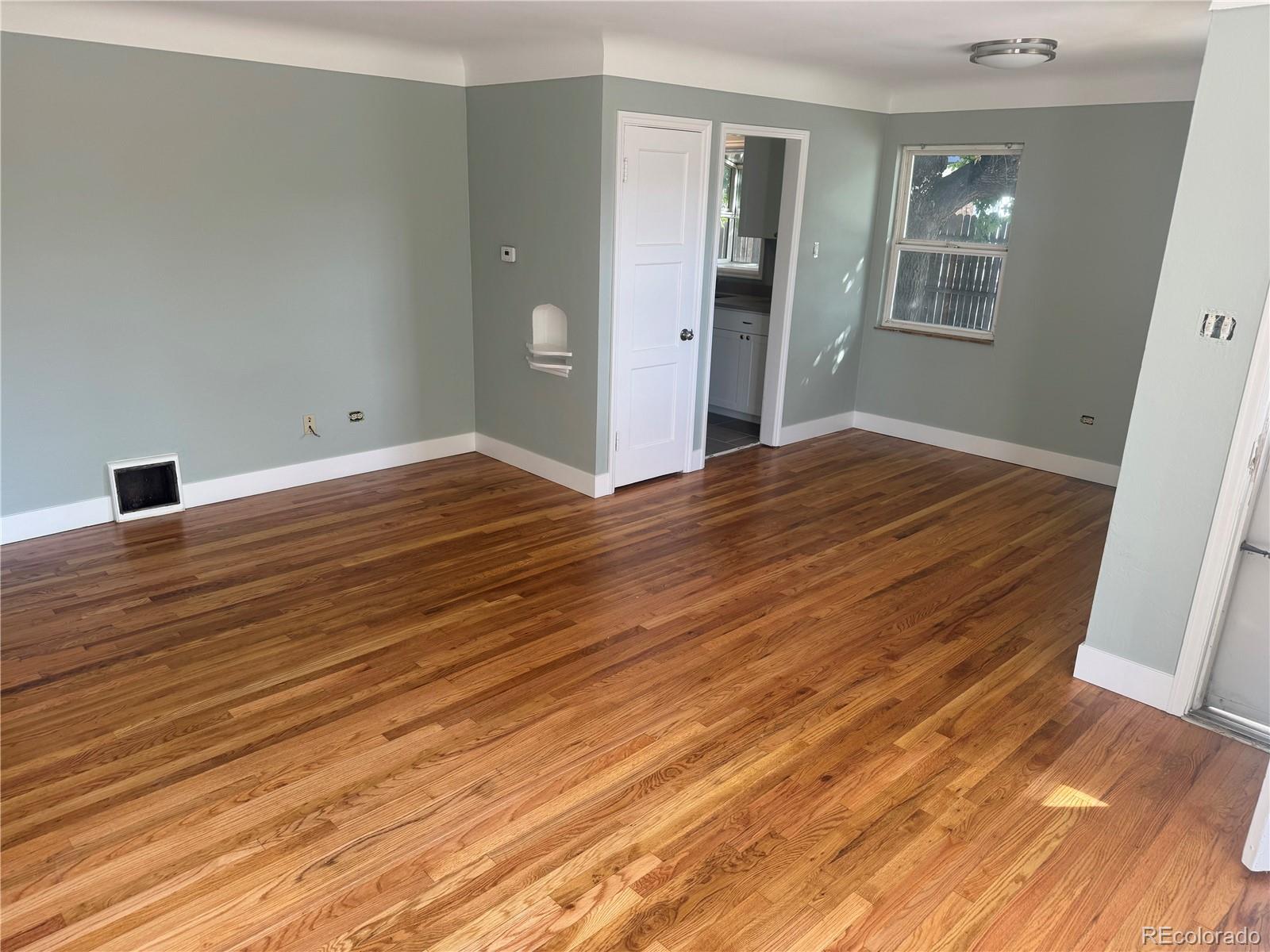 2300 Oneida Street Denver, CO 80207 - Photo 4 of 20