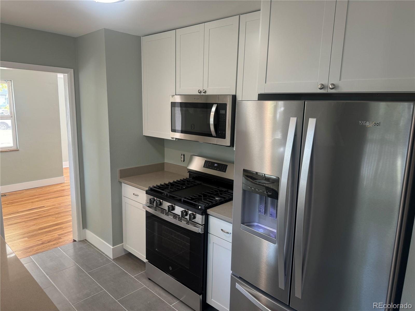 2300 Oneida Street Denver, CO 80207 - Photo 7 of 20