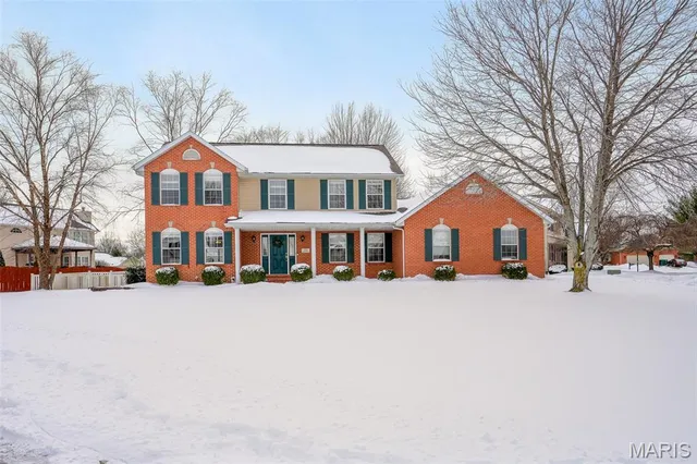 $400,000 | 323 Dennison Drive, O'Fallon, IL 62269