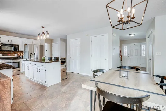 $400,000 | 323 Dennison Drive, O'Fallon, IL 62269