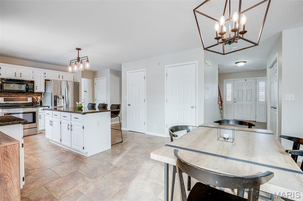 323 Dennison Drive O'Fallon, IL 62269 - Photo 18 of 55