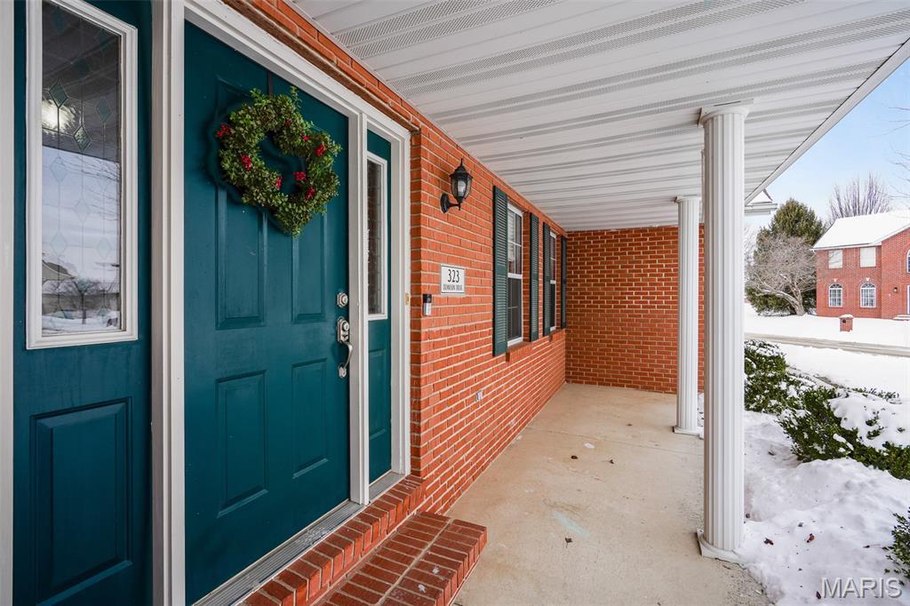 323 Dennison Drive O'Fallon, IL 62269 - Photo 4 of 55