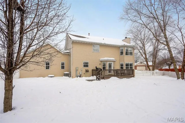 $400,000 | 323 Dennison Drive, O'Fallon, IL 62269