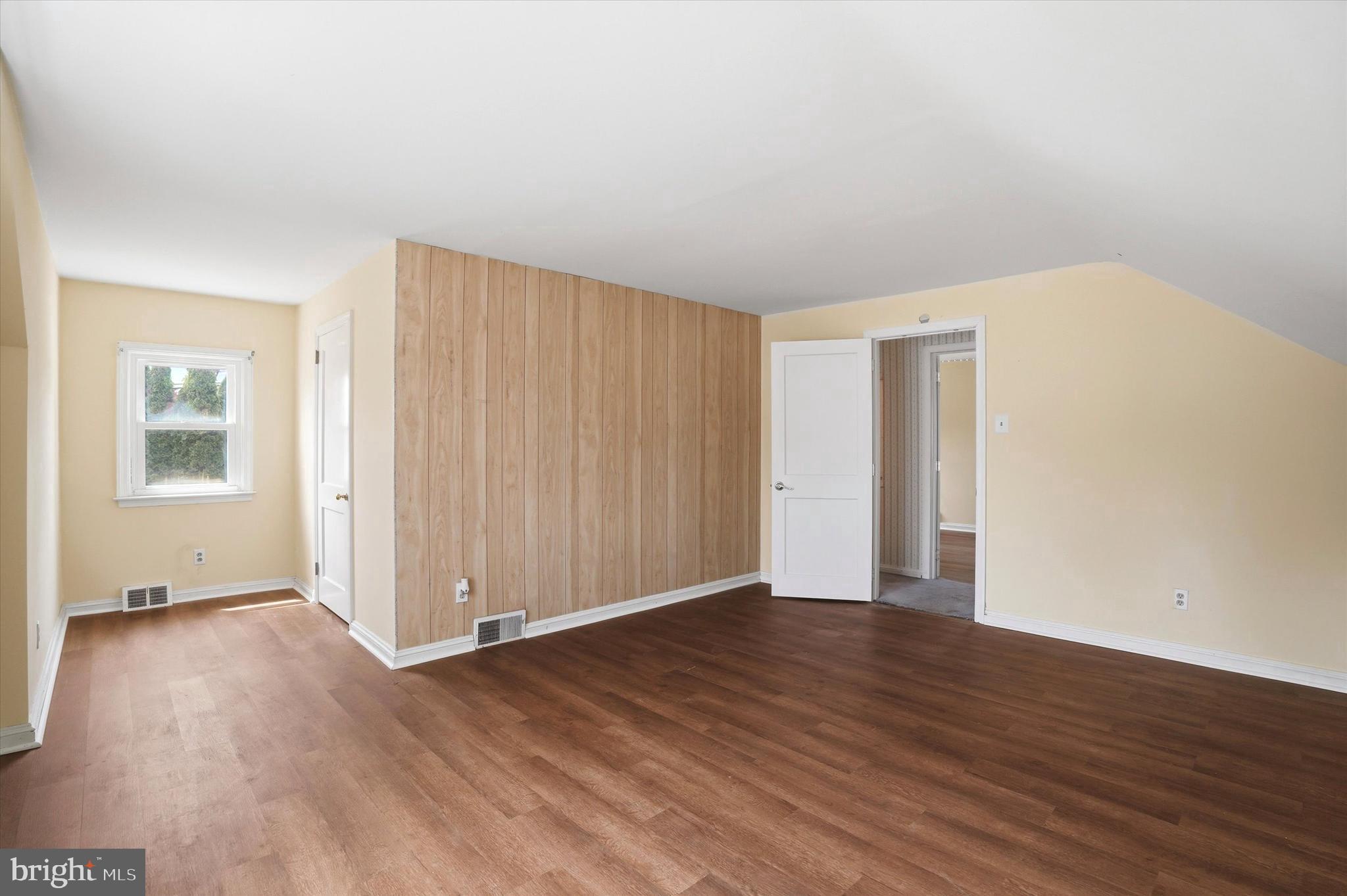 544 Lawrence Road Havertown, PA 19083 - Photo 13 of 28