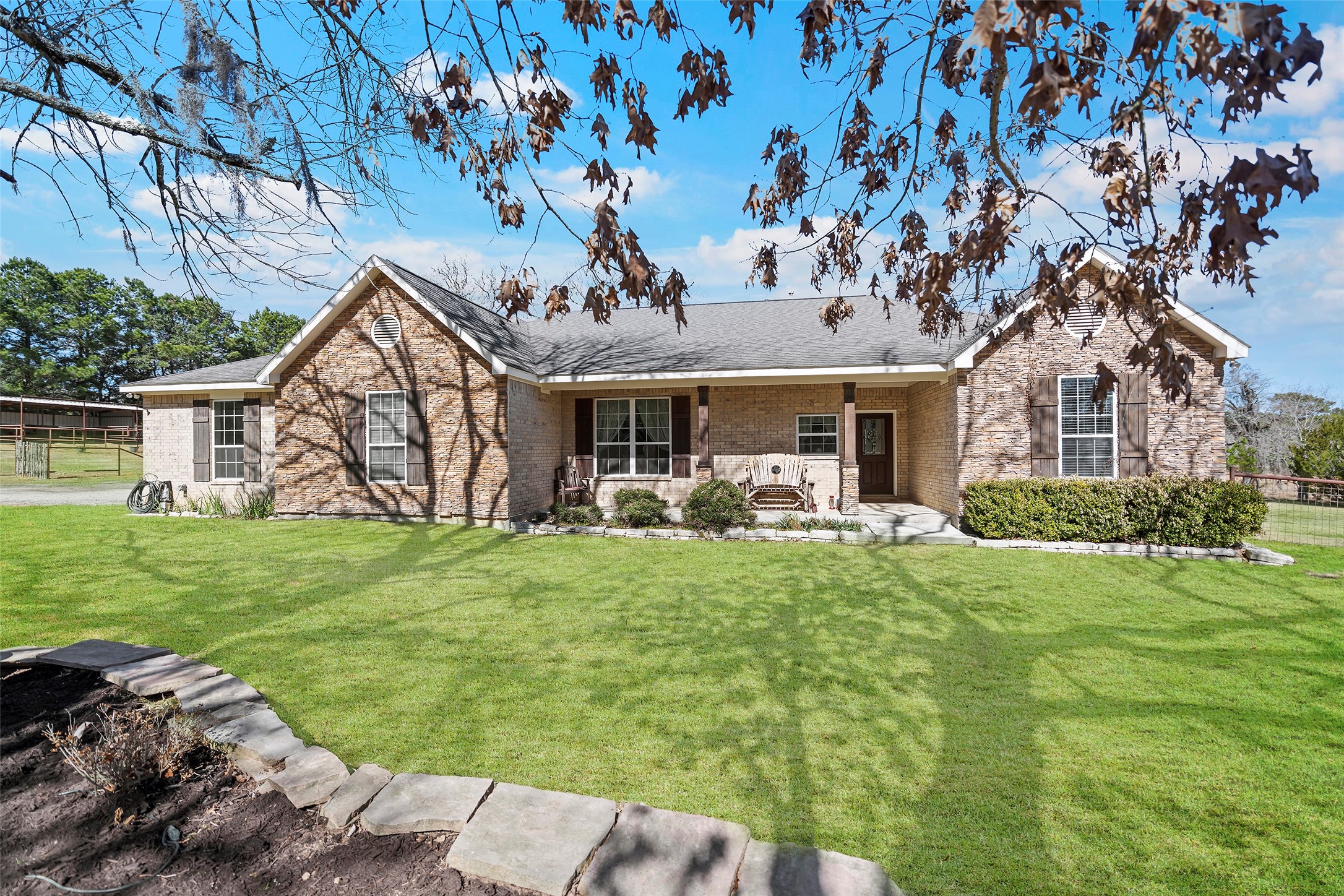 23530 Hargrave Road Hockley, TX 77447 - Photo 2 of 46 a front view of a house with garden