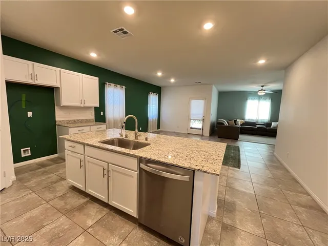 $3,000 | 7919 Satiny Court, North Las Vegas, NV 89084