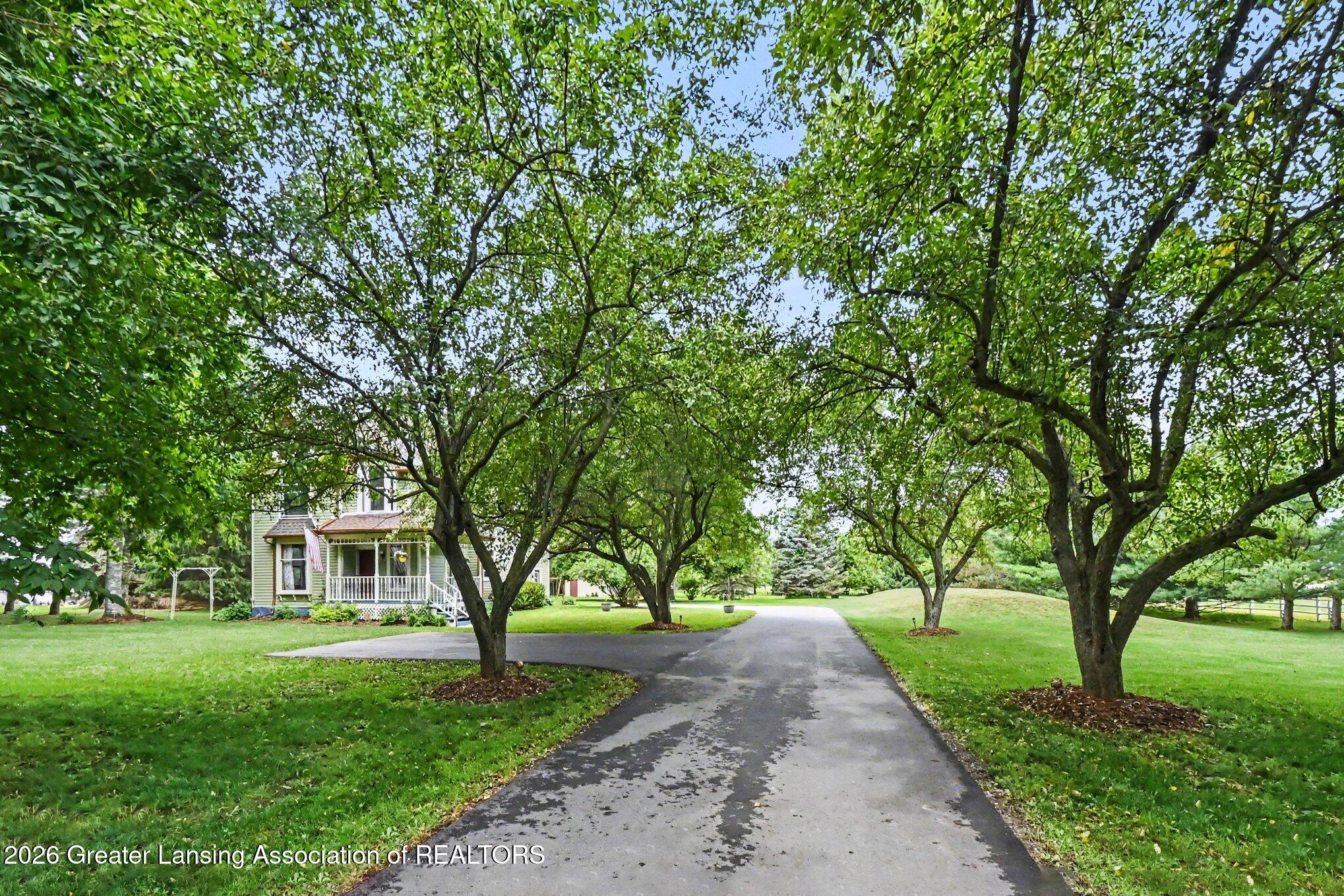 3509 Meridian Road Okemos, MI 48864 - Photo 46 of 66 045_file_8487