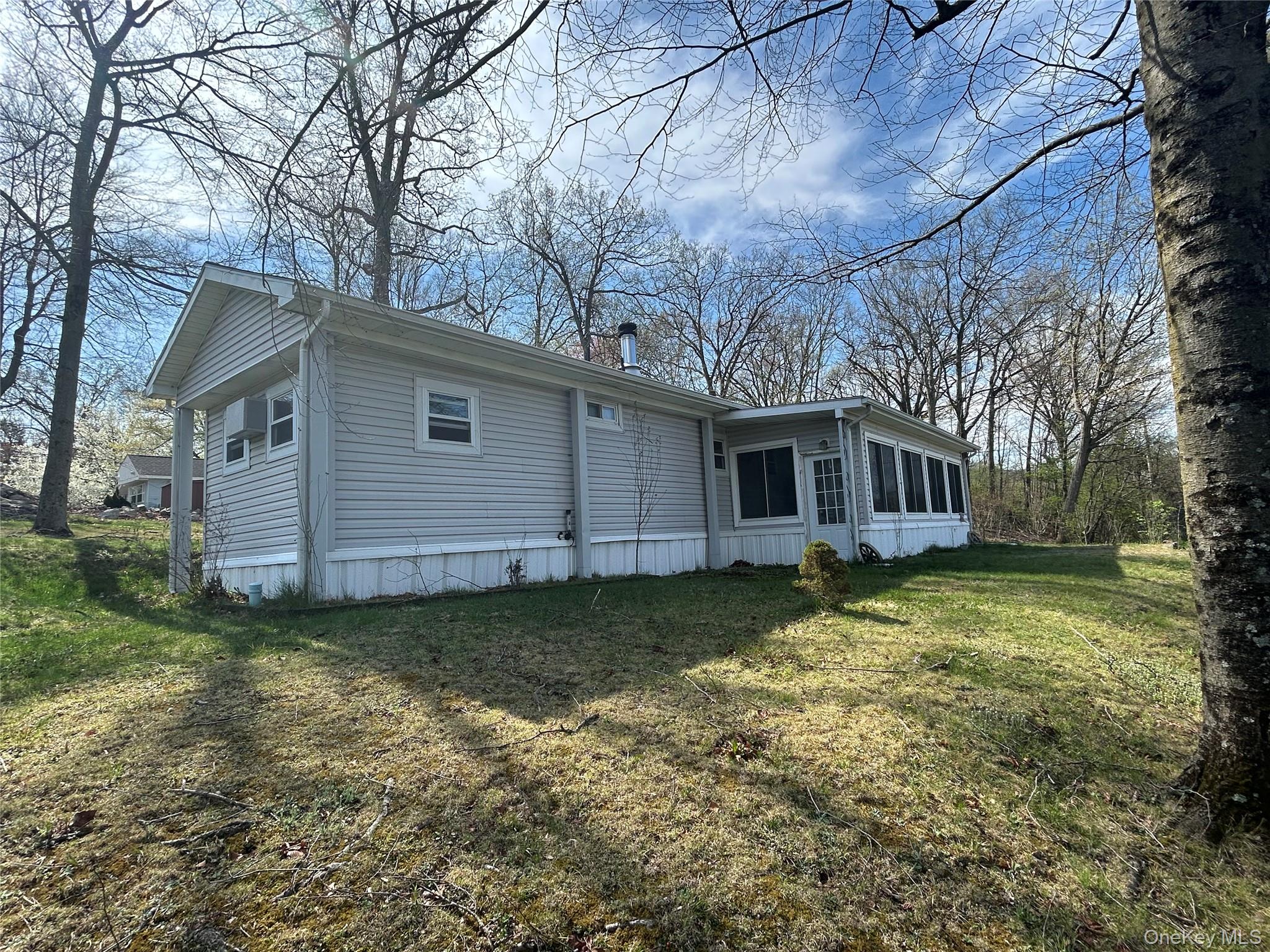 22 Baumville Road Fishkill, NY 12508 - Photo 2 of 20