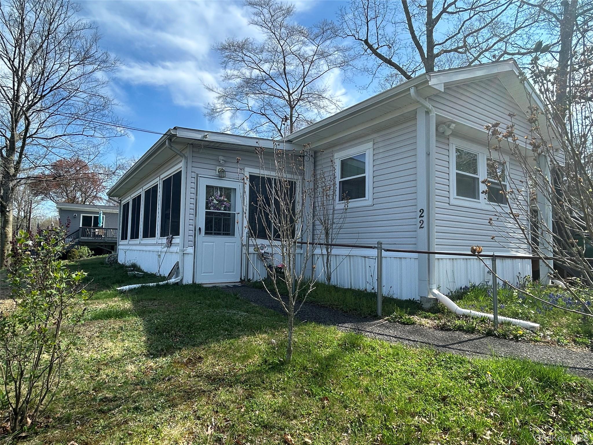 22 Baumville Road Fishkill, NY 12508 - Photo 3 of 20