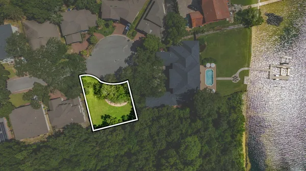 $3,500,000 | 15 Plantation Oaks, Mary Esther, FL 32569