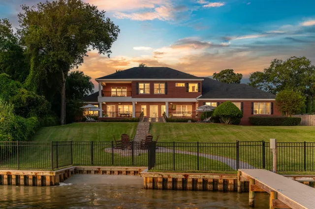 $3,500,000 | 15 Plantation Oaks, Mary Esther, FL 32569