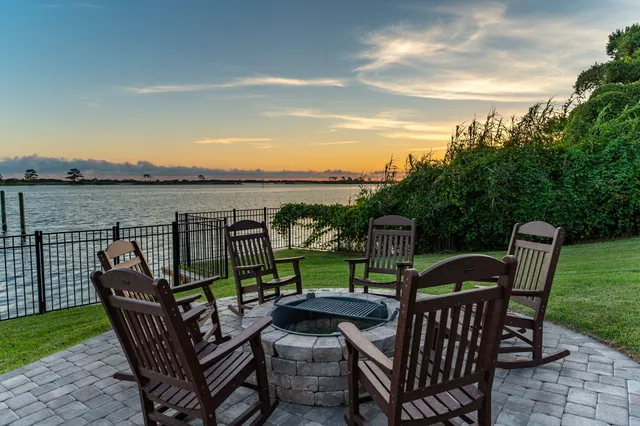 $3,500,000 | 15 Plantation Oaks, Mary Esther, FL 32569