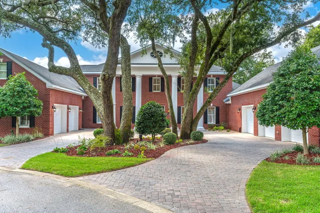 $3,500,000 | 15 Plantation Oaks, Mary Esther, FL 32569