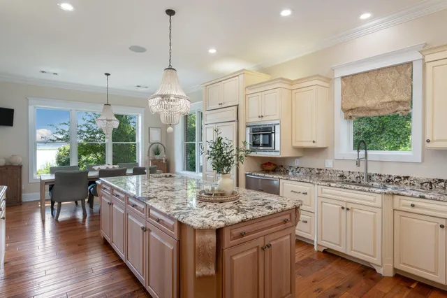 $3,500,000 | 15 Plantation Oaks, Mary Esther, FL 32569