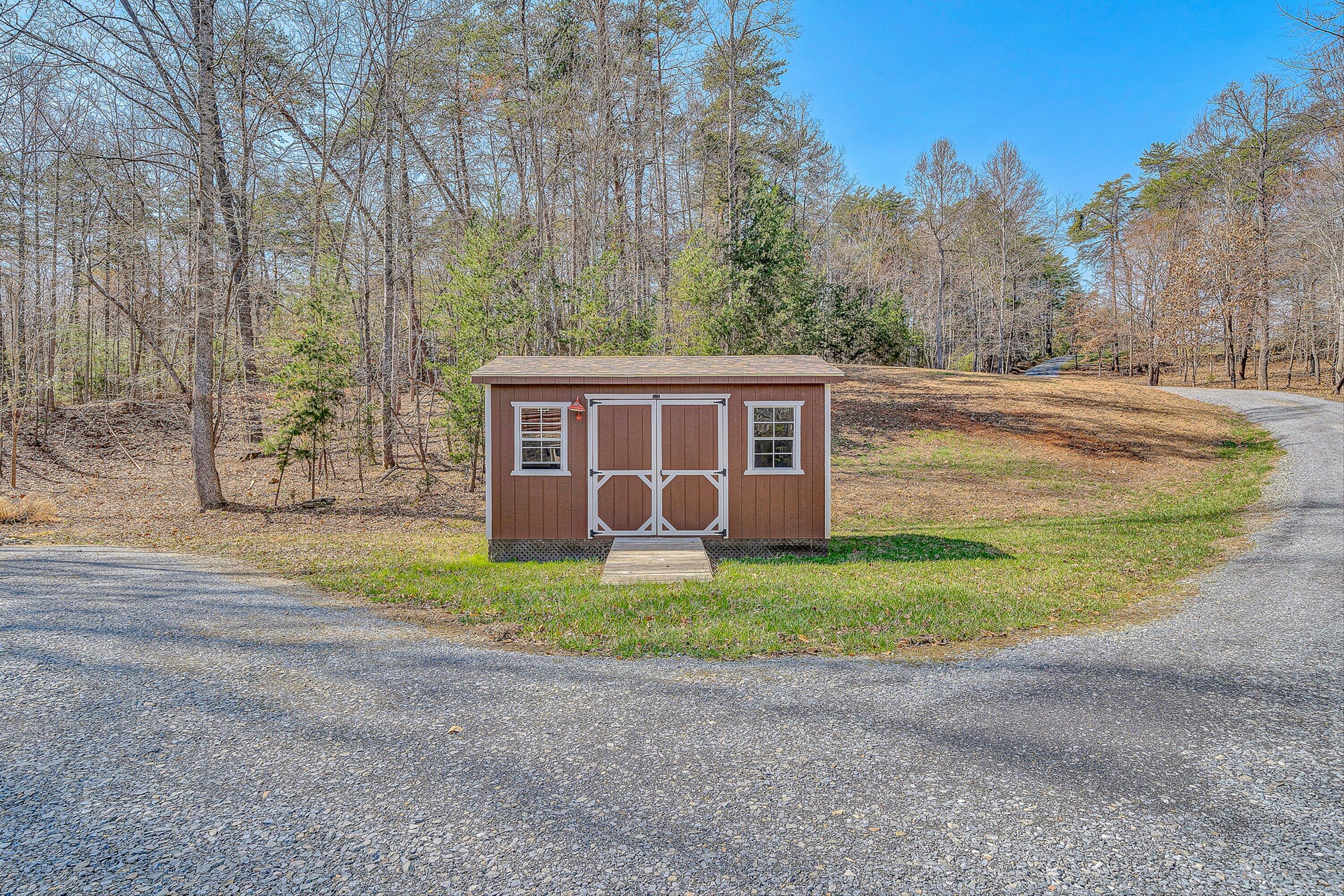 110 Windmere Trail Moneta, VA 24121 - Photo 59 of 73 59-VM-04753