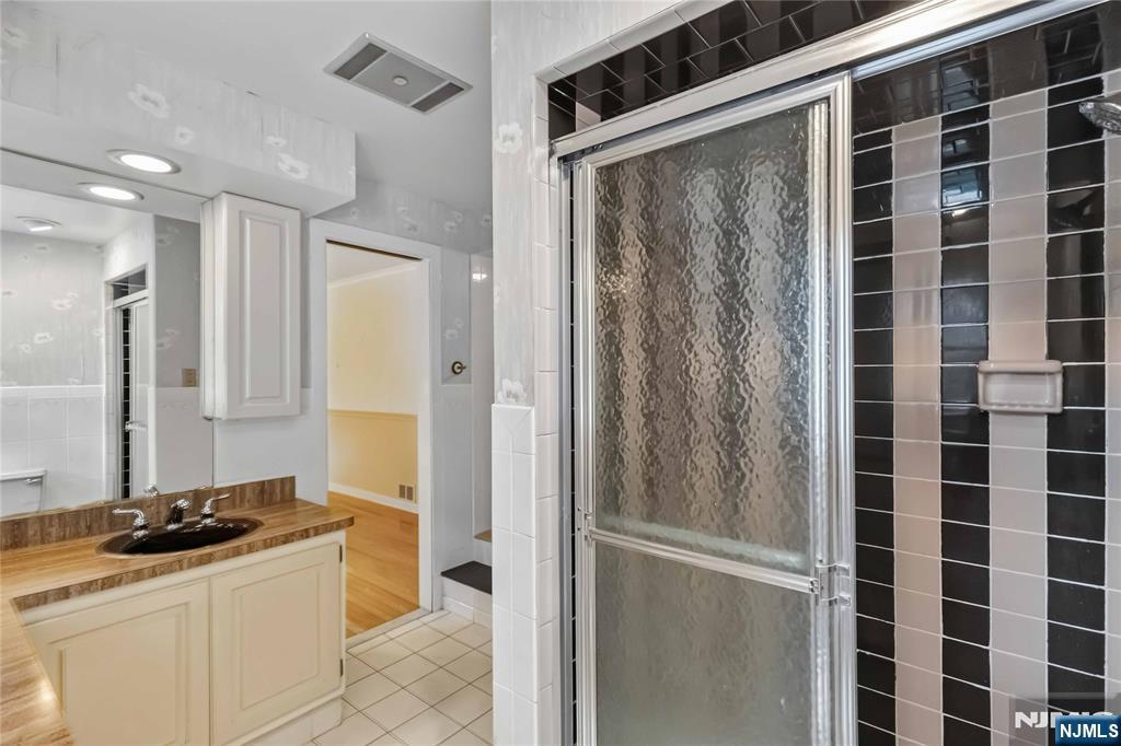 45 Nance Road West Orange, NJ 07052 - Photo 23 of 39