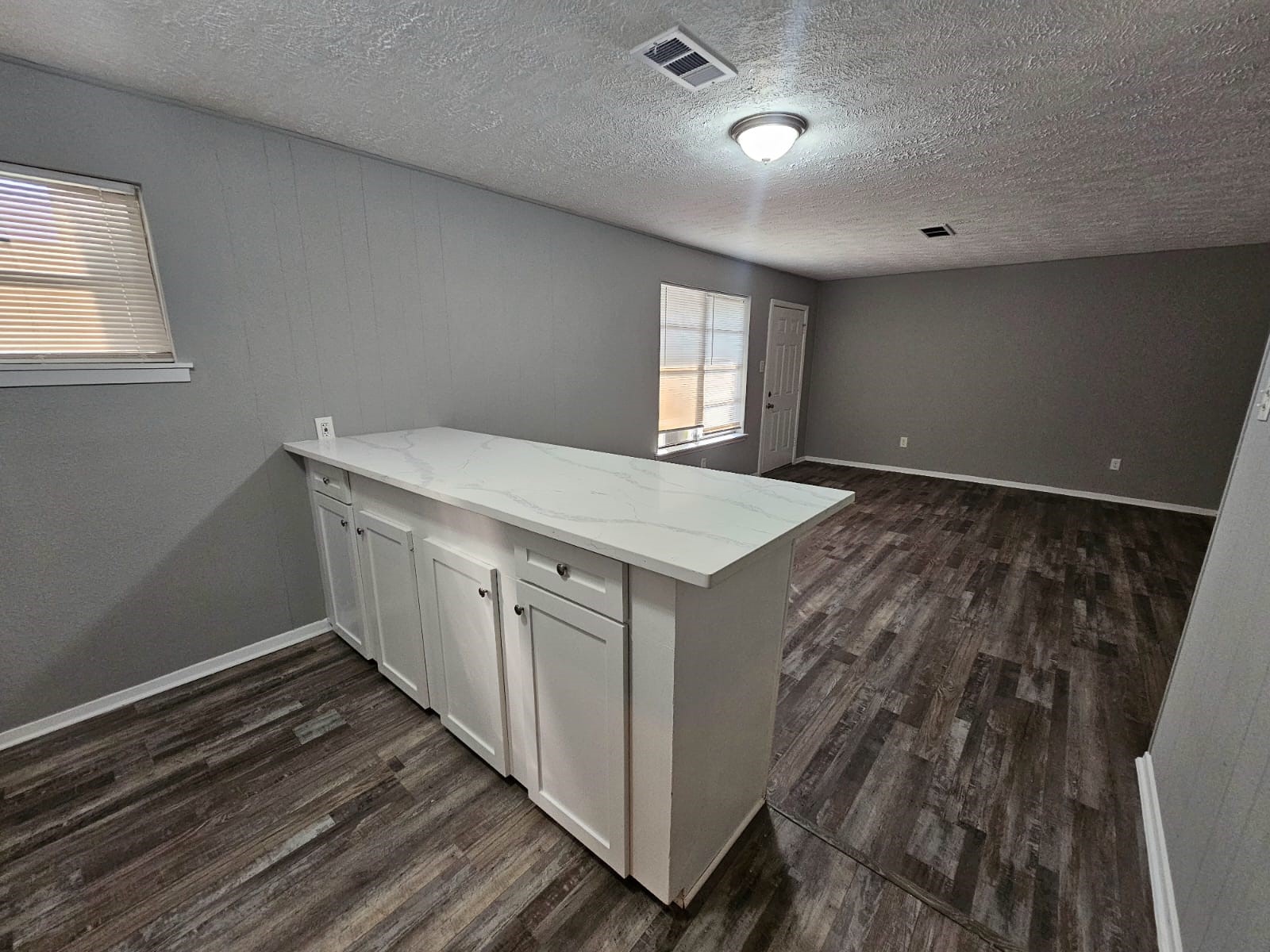 3631 North MacGregor Way, Unit 8 Houston, TX 77004 - Photo 5 of 9