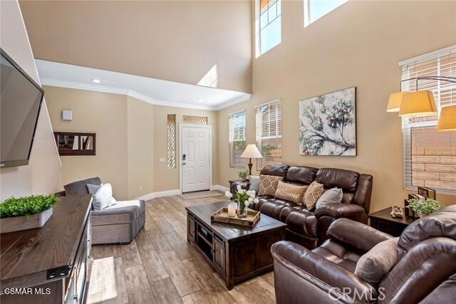 525 Shadow Lane Simi Valley, CA 93065 - Photo 3 of 22