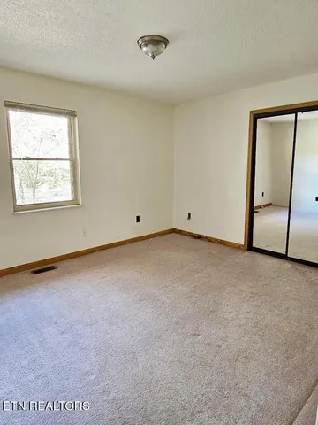 $375,000 | 240 West Rockwood Ferry Road, Ten Mile, TN 37880