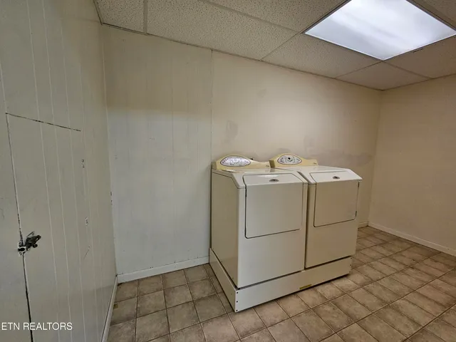 $375,000 | 240 West Rockwood Ferry Road, Ten Mile, TN 37880