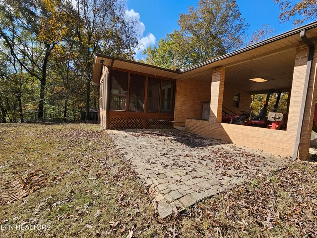 $375,000 | 240 West Rockwood Ferry Road, Ten Mile, TN 37880