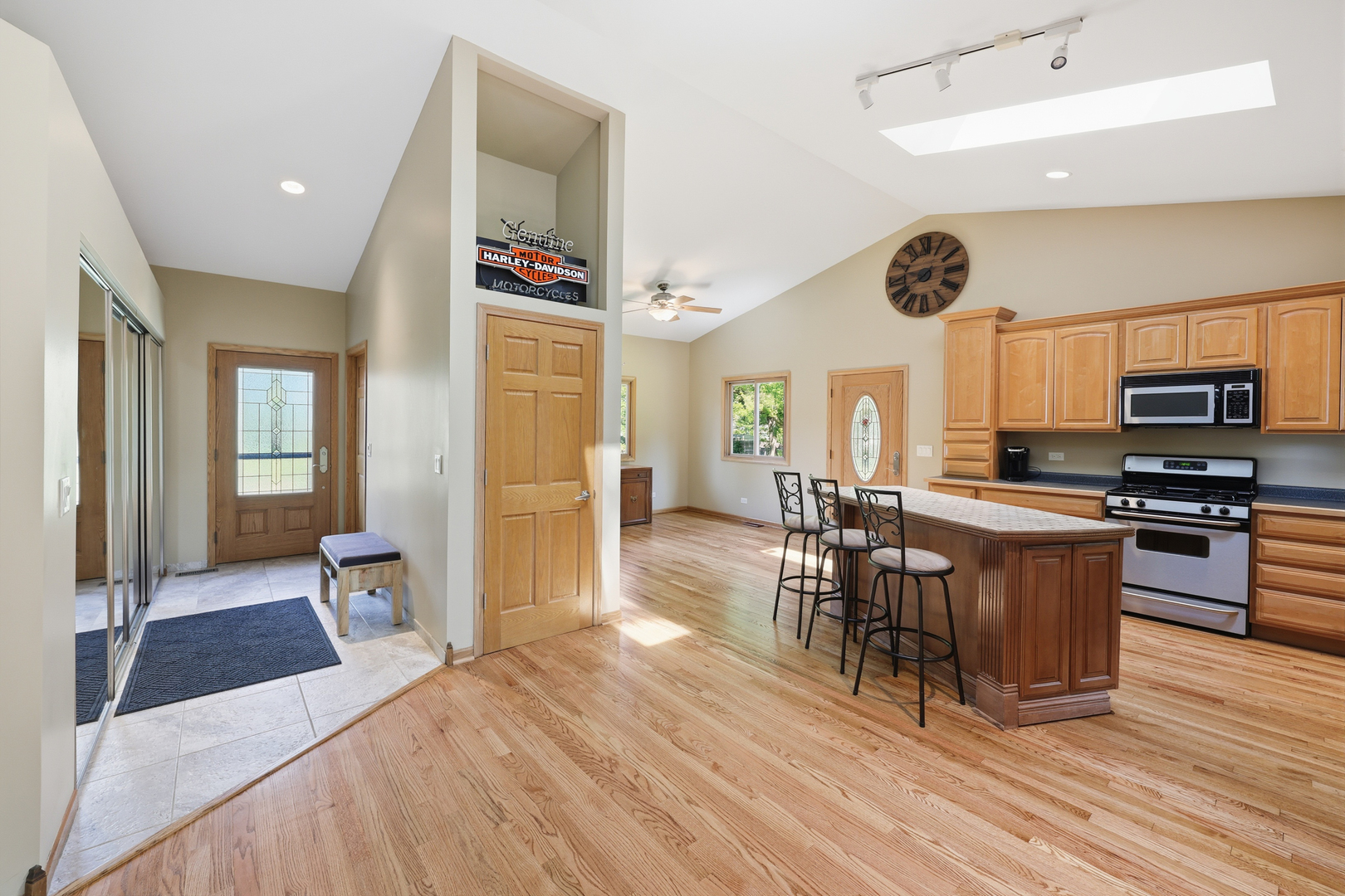 35764 Highpoint Lane Ingleside, IL 60041 - Photo 11 of 46