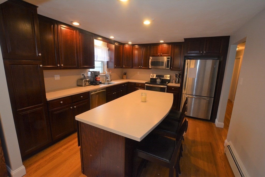 31 Richard Road Braintree, MA 02184 - Photo 3 of 17 Gallery Image 3