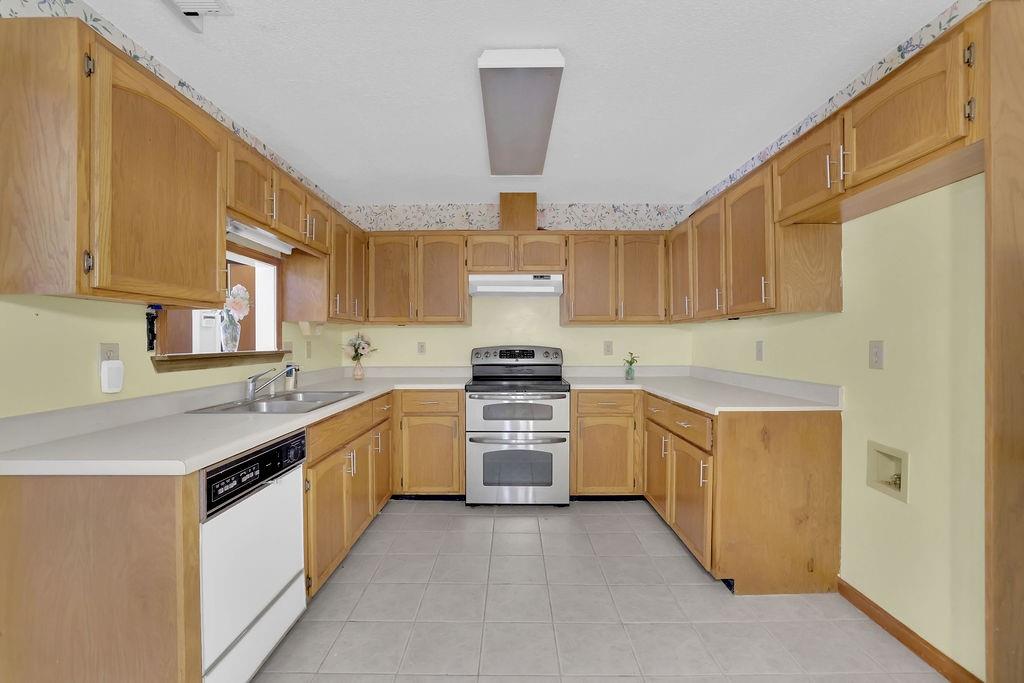 1238 Shannon Way Southwest Marietta, GA 30008 - Photo 11 of 35