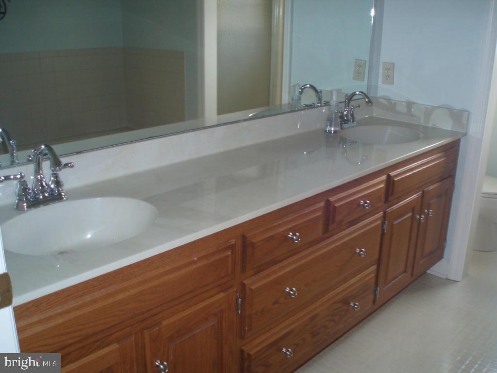 2929 Brookfield Road Lancaster, PA 17601 - Photo 8 of 11
