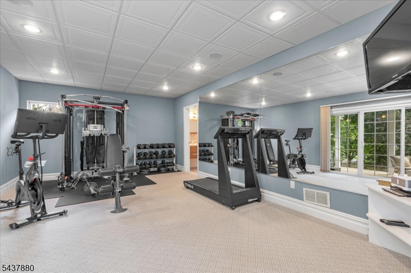 6 Barnstable Road Berkeley Heights, NJ 07922 - Photo 37 of 48